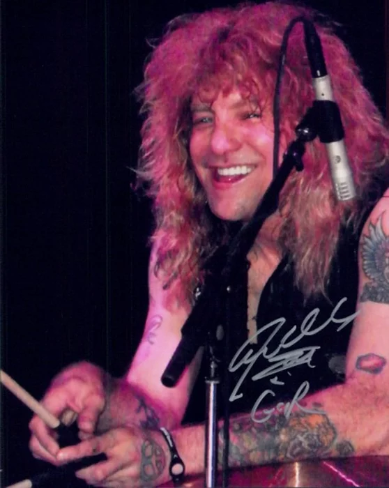 Steven Adler autograph