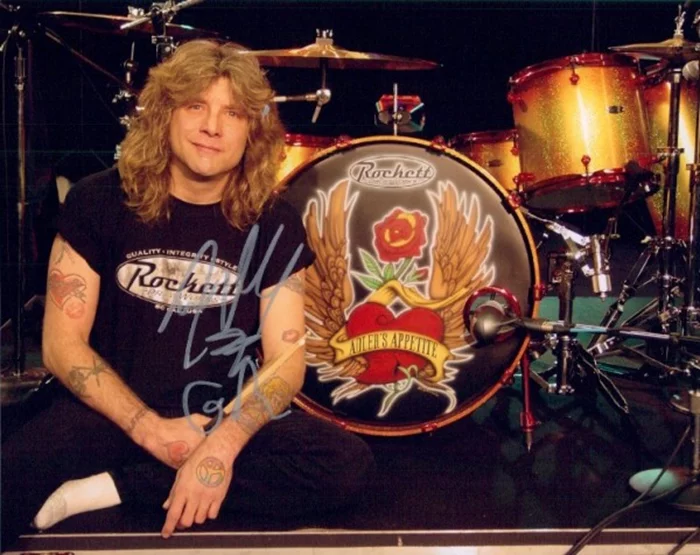 Steven Adler autograph