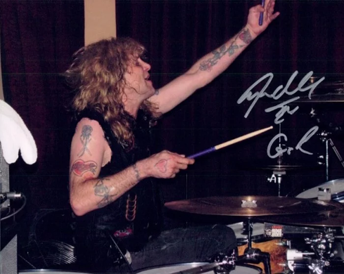 Steven Adler autograph