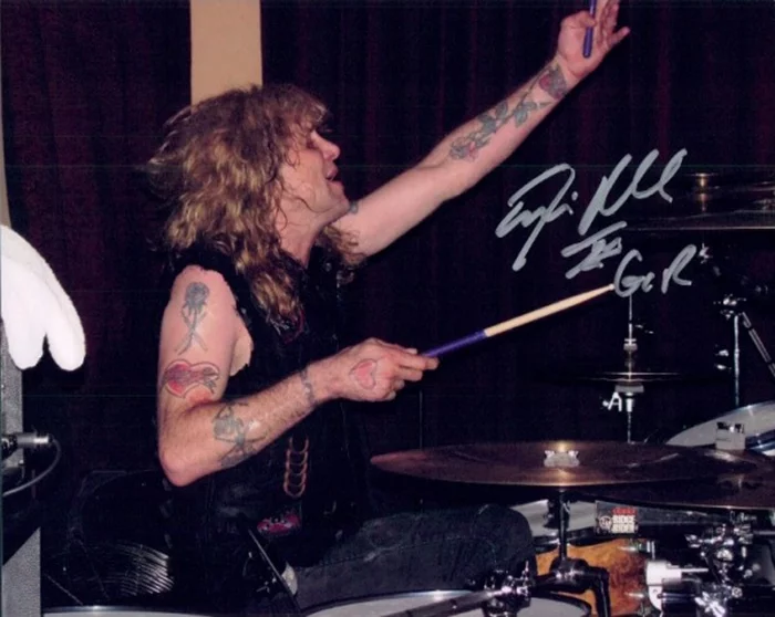 Steven Adler autograph
