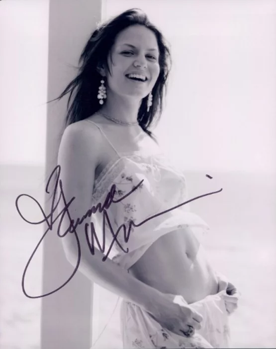 Jennifer Morrison autograph