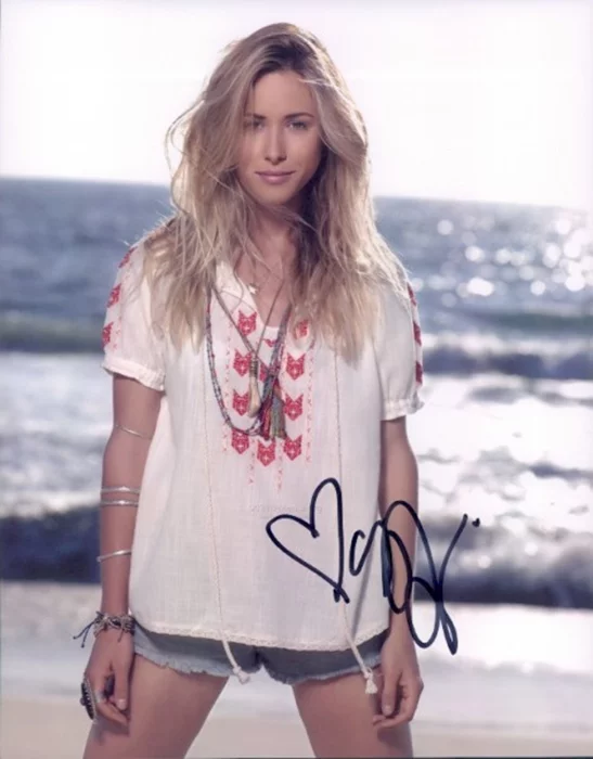 Jillian Zinser autograph