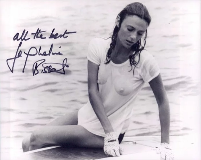 Jacqueline Bisset autograph