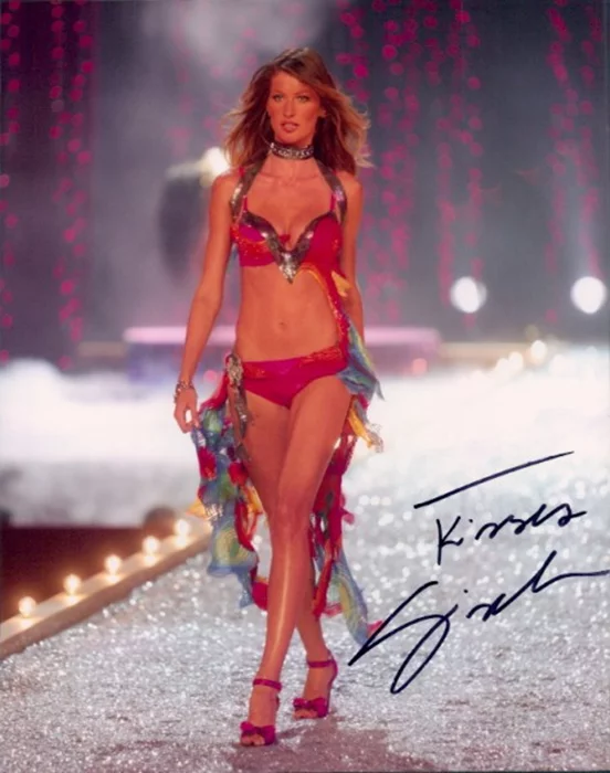 Giselle Bundchen autograph