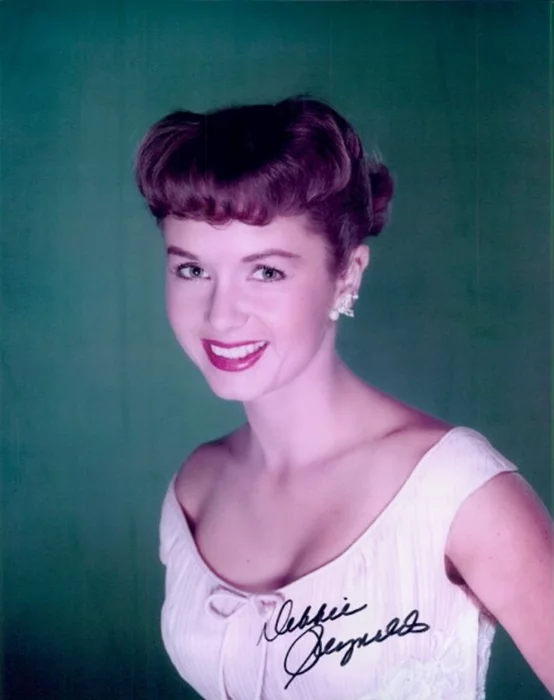 Debbie Reynolds autograph