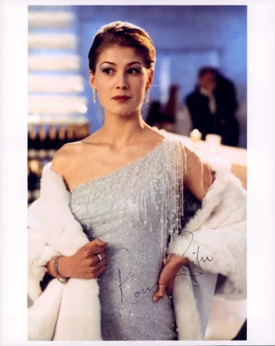 Rosamund Pike autograph