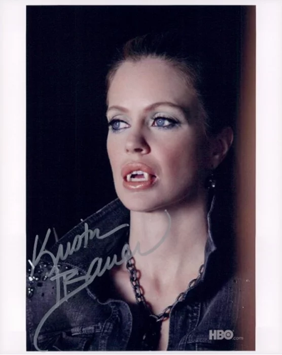 Kristin Bauer autograph
