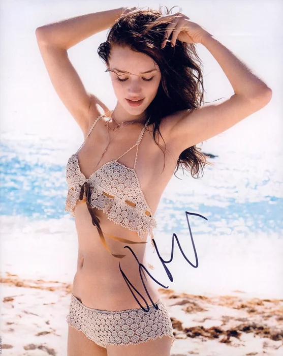 Rosie Huntington-Whiteley autograph