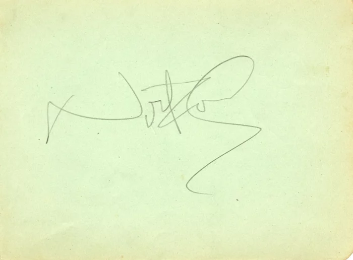 Noel Coward autograph