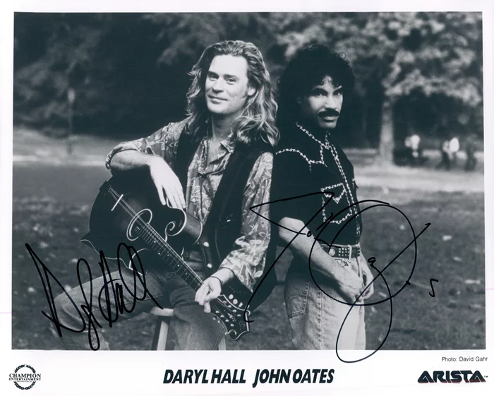 Hall and Oates autograph