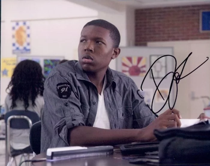 Denzel  Whitaker autograph