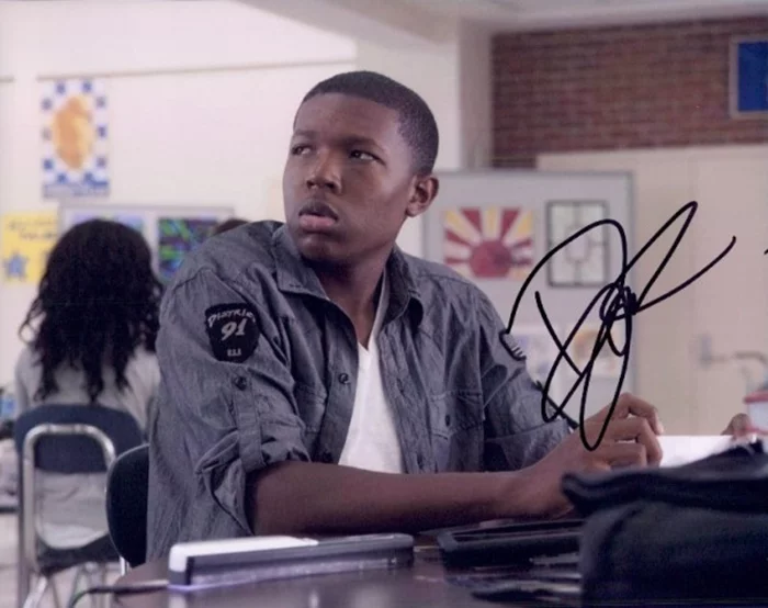Denzel  Whitaker autograph