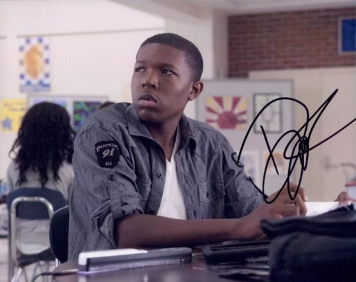 Denzel  Whitaker autograph