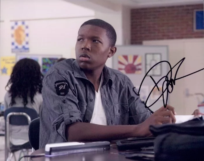 Denzel  Whitaker autograph