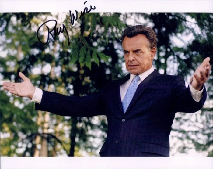 Ray Wise autograph