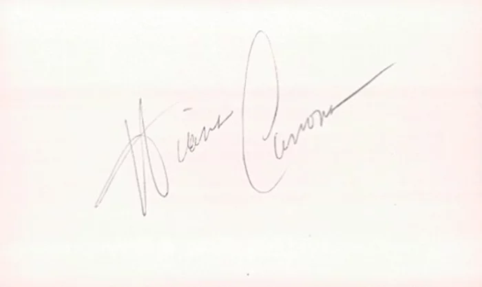 Diana Canova autograph
