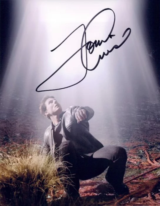 Tom Cruise autograph