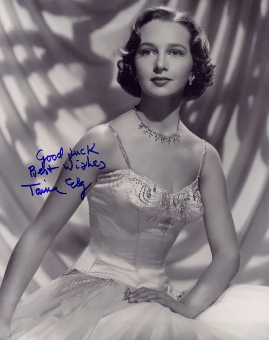 Taina Elg autograph