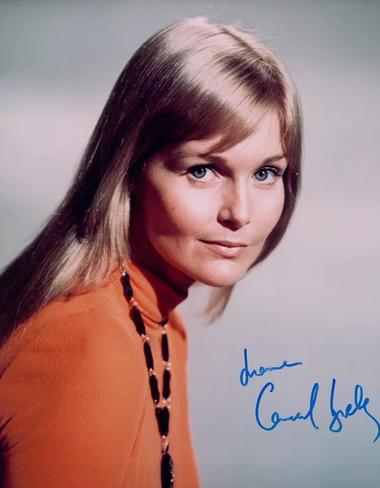 Carol Lynley autograph