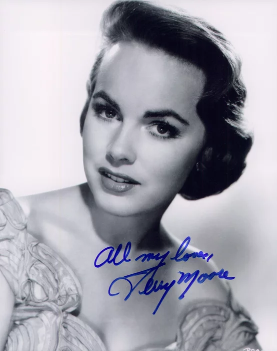 Terry Moore autograph