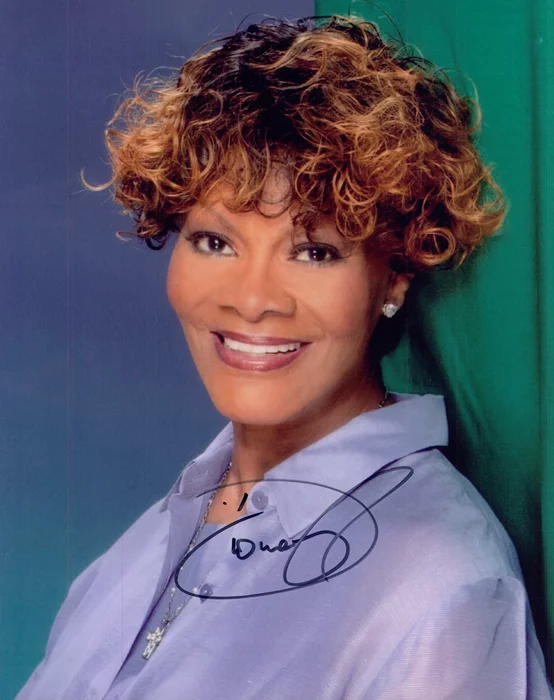 Dionne Warwick autograph