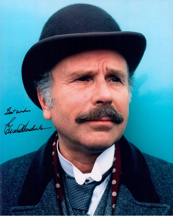 Edward Hardwicke autograph