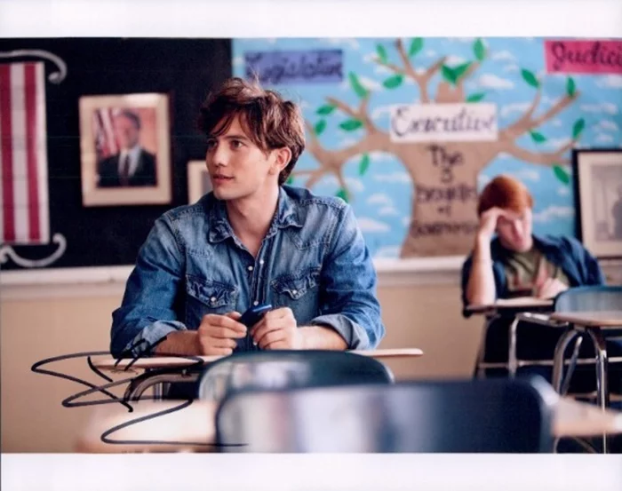 Jackson Rathbone autograph