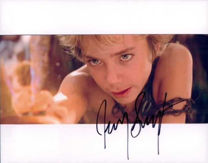 Jeremy Sumpter autograph
