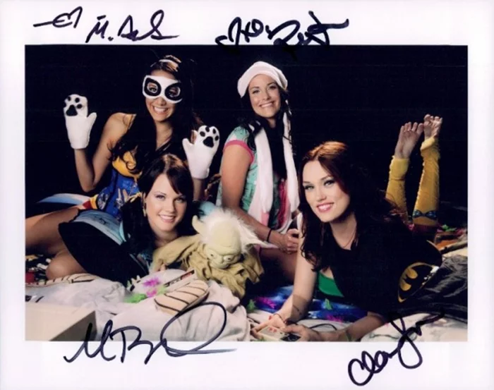Team Unicorn autograph