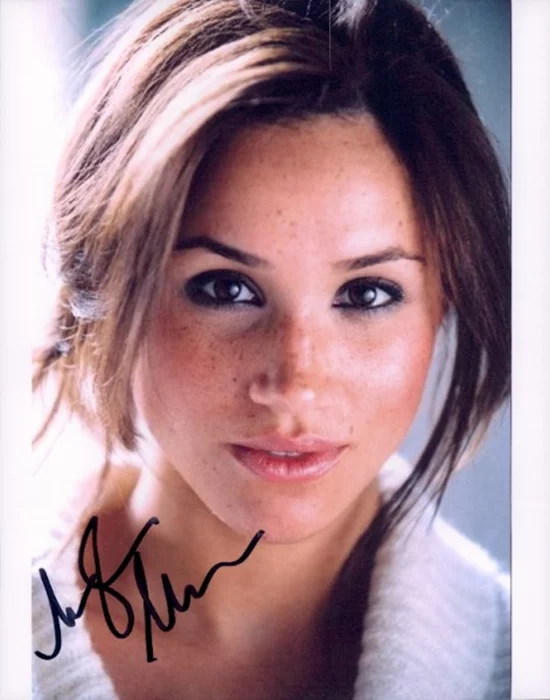 Meghan Markle autograph