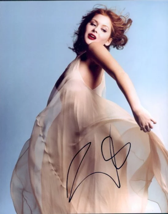Renee Olstead autograph