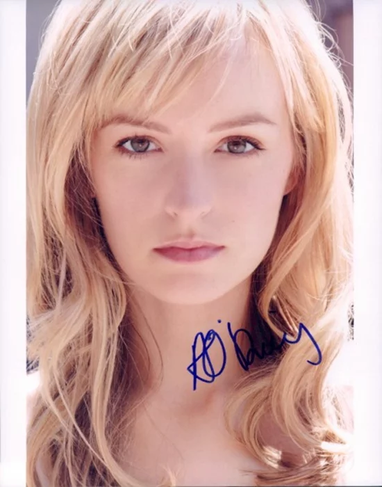 Ahna O'Reilly autograph