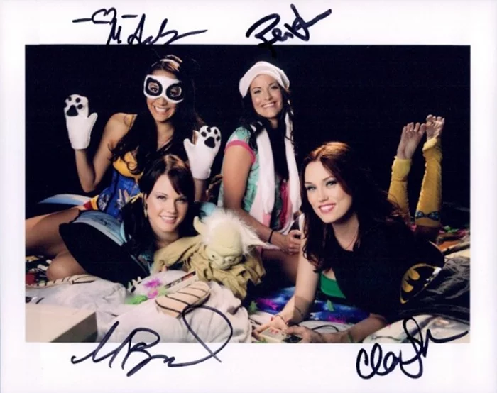 Team Unicorn autograph