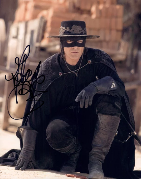 Antonio Banderas autograph