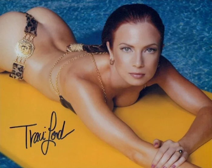 Traci Lords autograph