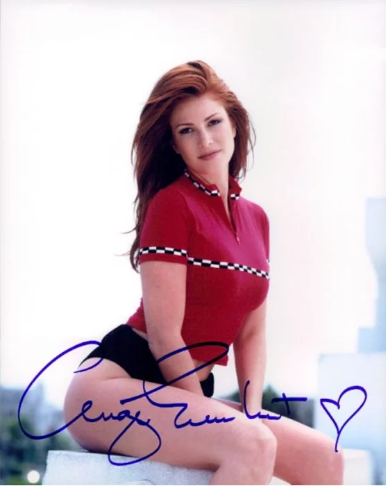 Angie Everhart autograph