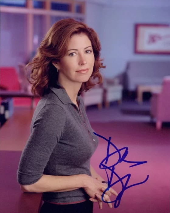 Dana Delany autograph