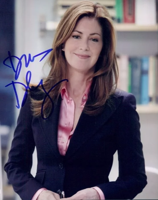 Dana Delany autograph