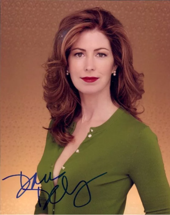 Dana Delany autograph