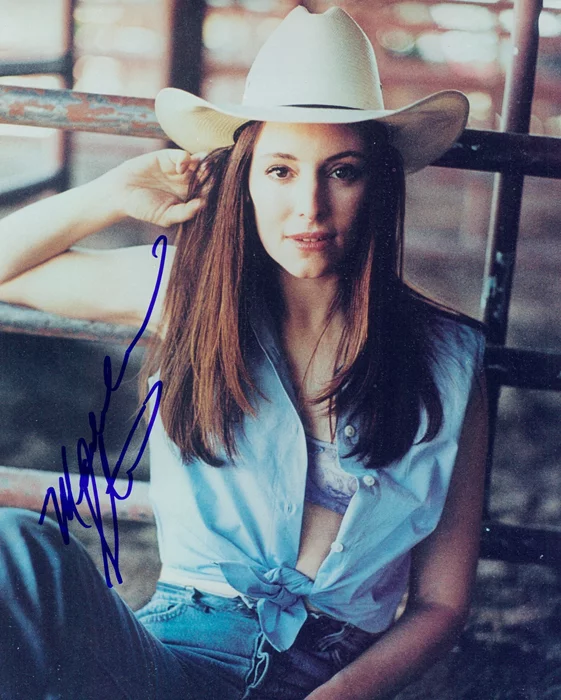 Madeline Stowe autograph