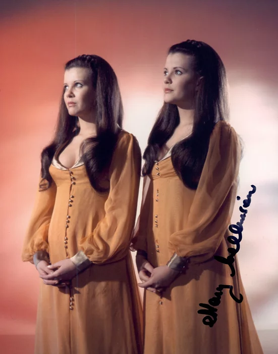 Mary Collinson autograph