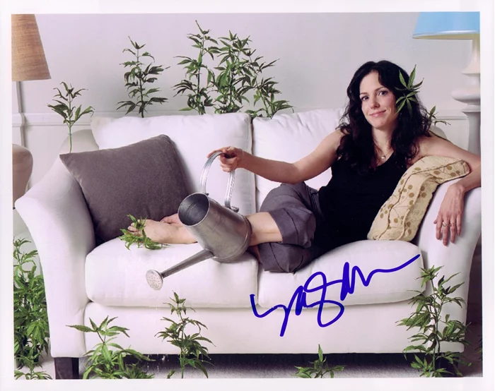 Mary Louise Parker autograph