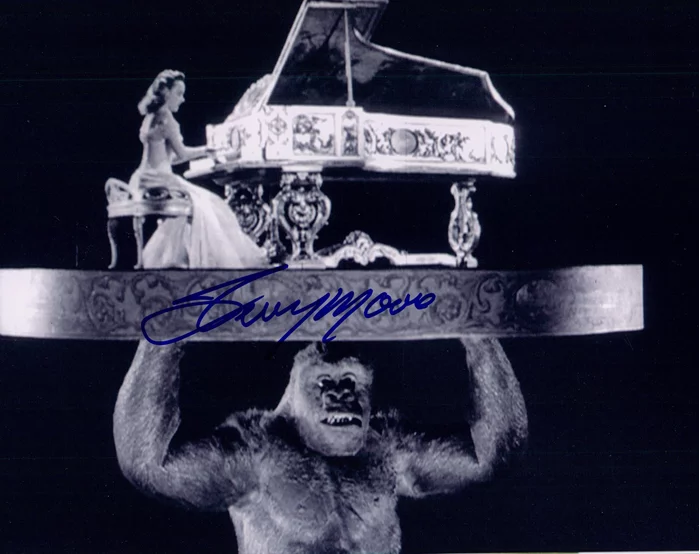 Terry Moore autograph