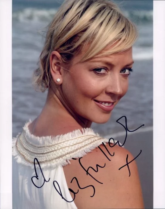 Liz Fuller autograph