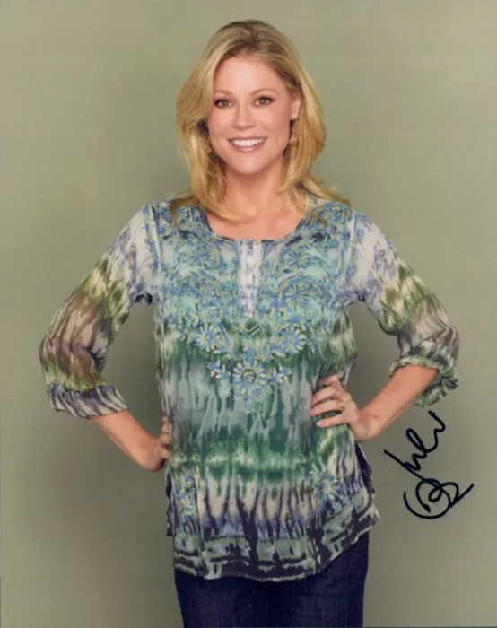 Julie Bowen autograph