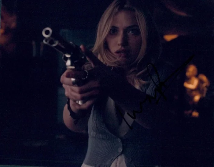 Imogen Poots autograph