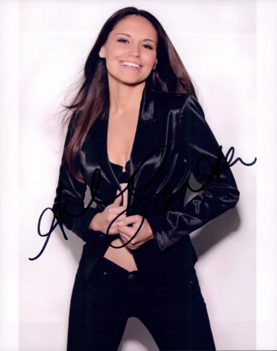 Arlene  Santana autograph