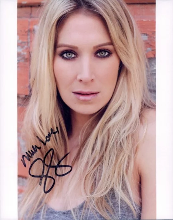 Samantha Schacher autograph