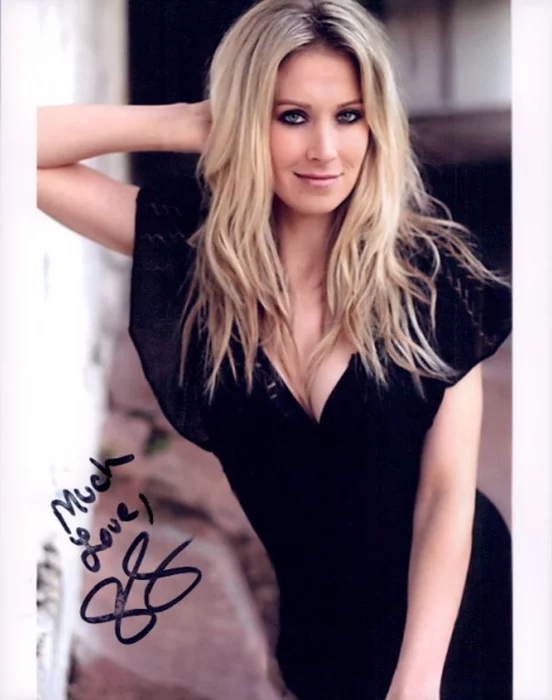 Samantha Schacher autograph