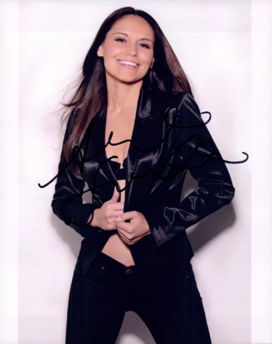 Arlene  Santana autograph